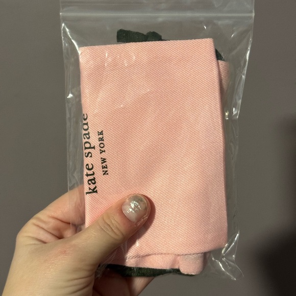 New in package! Kate Spade “find the silver lining” bangle - Picture 4 of 9